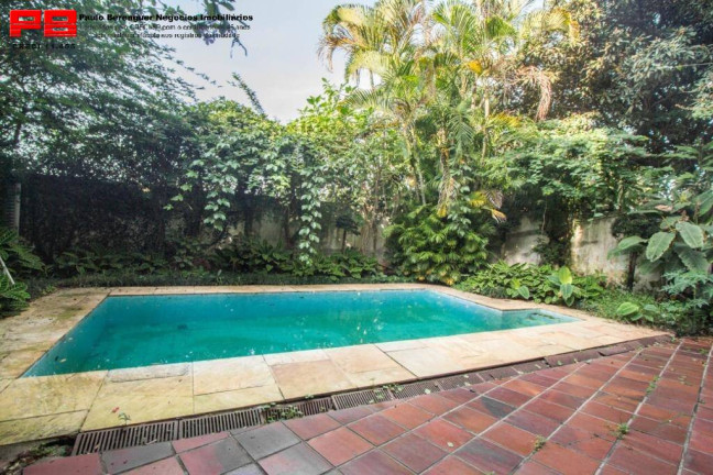Imagem Sobrado com 2 Quartos à Venda, 400 m² em Pacaembu - São Paulo Imagem Sobrado com 2 Quartos à Venda, 400 m² em Pacaembu - São Paulo