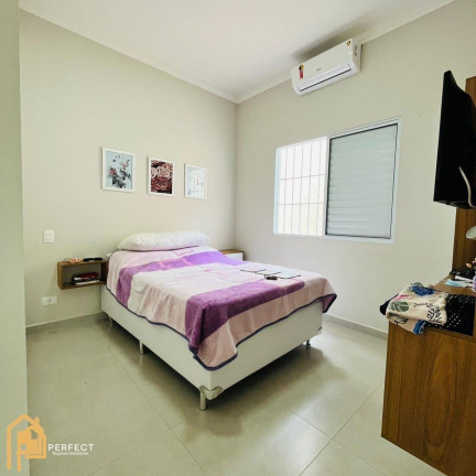 Imagem Casa com 2 Quartos à Venda, 125 m² em Esplanada Independência - Taubaté Imagem Casa com 2 Quartos à Venda, 125 m² em Esplanada Independência - Taubaté