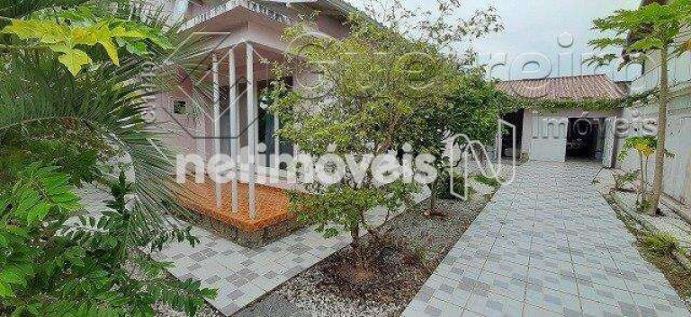 Imagem Casa com 4 Quartos à Venda, 405 m² em Jardim Atlântico - Florianópolis Imagem Casa com 4 Quartos à Venda, 405 m² em Jardim Atlântico - Florianópolis
