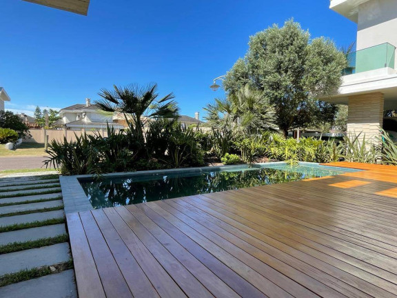 Imagem Casa com 5 Quartos à Venda, 420 m² em Maristela - Xangri-lá Imagem Casa com 5 Quartos à Venda, 420 m² em Maristela - Xangri-lá