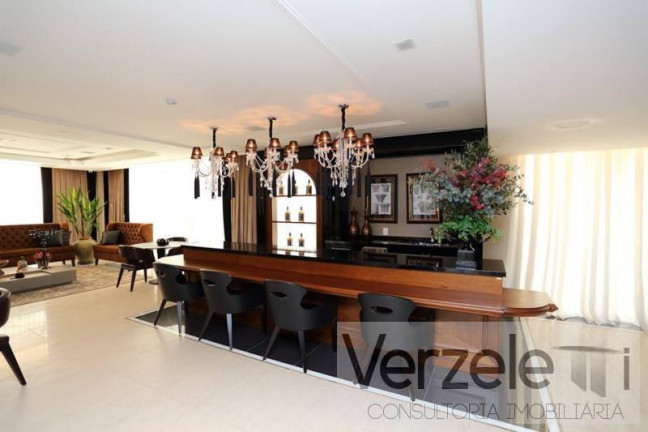 Imagem Apartamento com 4 Quartos à Venda, 316 m² em Centro - Balneário Camboriú Imagem Apartamento com 4 Quartos à Venda, 316 m² em Centro - Balneário Camboriú