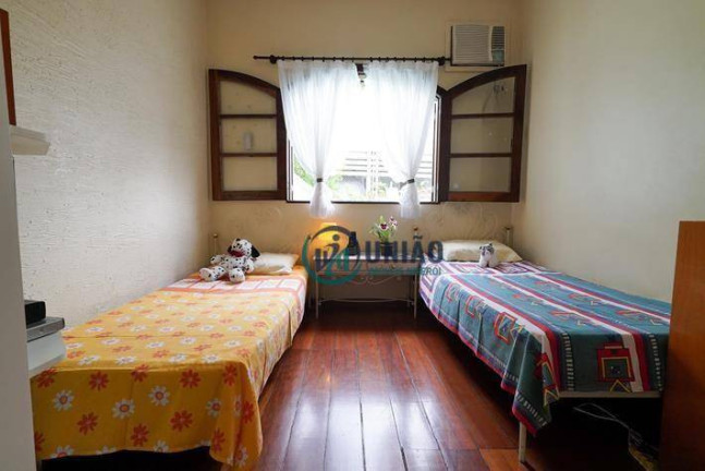 Imagem Casa com 4 Quartos à Venda, 419 m² em Maria Paula - Niterói