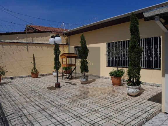 Imagem Casa com 3 Quartos à Venda, 300 m² em Jardim Gurilândia - Taubaté Imagem Casa com 3 Quartos à Venda, 300 m² em Jardim Gurilândia - Taubaté