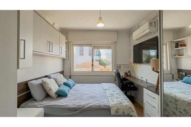 Imagem Apartamento com 3 Quartos à Venda, 136 m² em Petrópolis - Porto Alegre