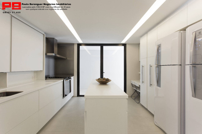 Imagem Casa com 3 Quartos à Venda, 723 m² em Jardim Paulista - São Paulo Imagem Casa com 3 Quartos à Venda, 723 m² em Jardim Paulista - São Paulo