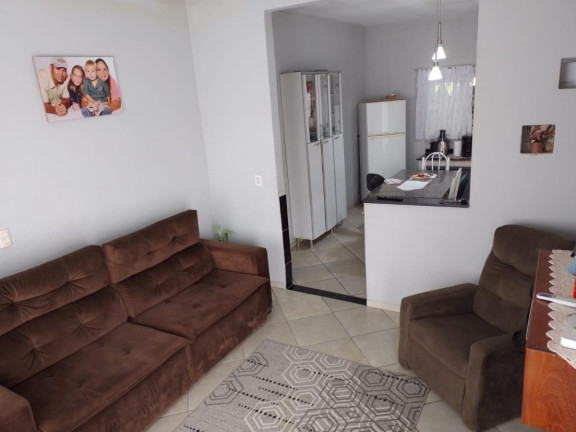 Imagem Casa com 2 Quartos à Venda, 110 m² em Parque Guarani - Joinville