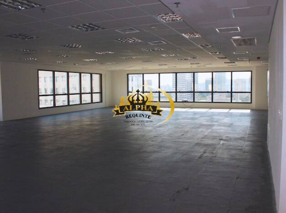 Sala Comercial à Venda, 677 m² em Barueri