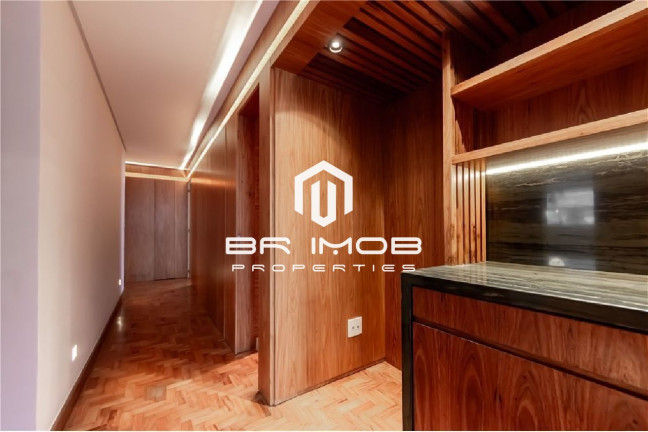 Imagem Imóvel com 3 Quartos à Venda, 198 m² em Itaim Bibi - São Paulo Imagem Imóvel com 3 Quartos à Venda, 198 m² em Itaim Bibi - São Paulo
