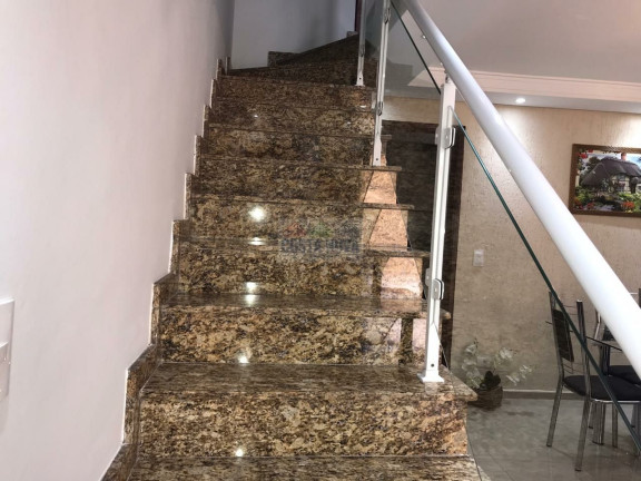 Imagem Casa com 3 Quartos à Venda, 152 m²
