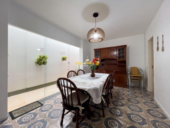 Imagem Casa com 4 Quartos à Venda, 205 m² em Centro - Xangri-lá Imagem Casa com 4 Quartos à Venda, 205 m² em Centro - Xangri-lá