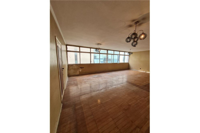 Imagem Imóvel com 3 Quartos à Venda, em Higienópolis - São Paulo Imagem Imóvel com 3 Quartos à Venda, em Higienópolis - São Paulo