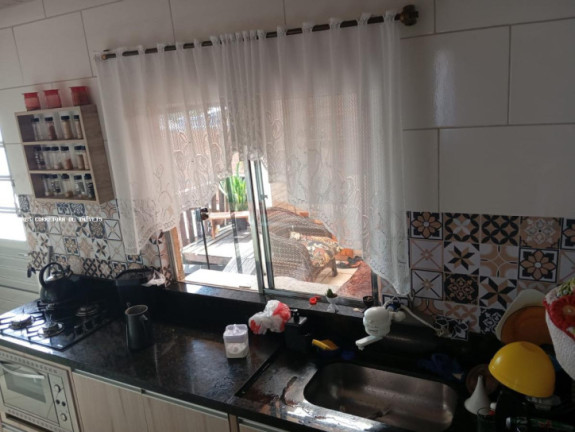 Imagem Casa com 6 Quartos à Venda, 220 m² em Cidade Industrial - Curitiba Imagem Casa com 6 Quartos à Venda, 220 m² em Cidade Industrial - Curitiba