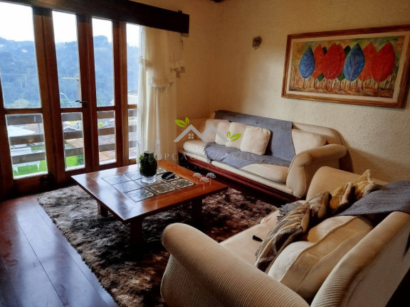 Imagem Casa com 4 Quartos à Venda, 300 m² em Jardim Márcia - Campos Do Jordão Imagem Casa com 4 Quartos à Venda, 300 m² em Jardim Márcia - Campos Do Jordão