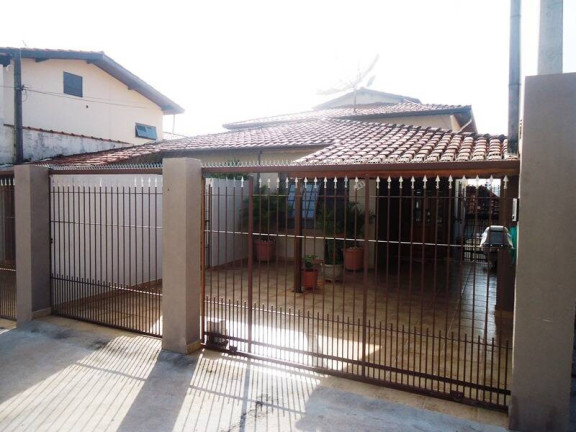 Imagem Casa com 3 Quartos à Venda, 260 m² em Itatiba Imagem Casa com 3 Quartos à Venda, 260 m² em Itatiba