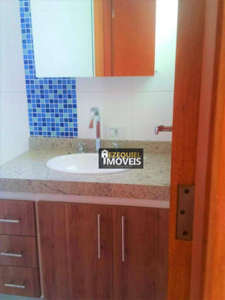 Imagem Casa de Condomínio com 3 Quartos à Venda, 240 m² em Suíço - São Bernardo Do Campo