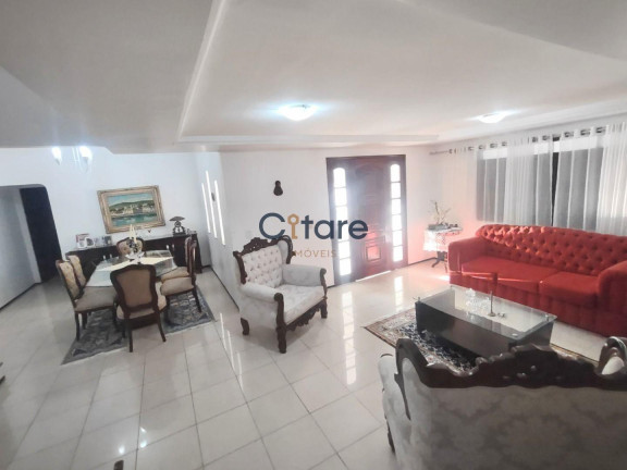 Imagem Casa com 4 Quartos à Venda, 300 m² em Cocó - Fortaleza Imagem Casa com 4 Quartos à Venda, 300 m² em Cocó - Fortaleza