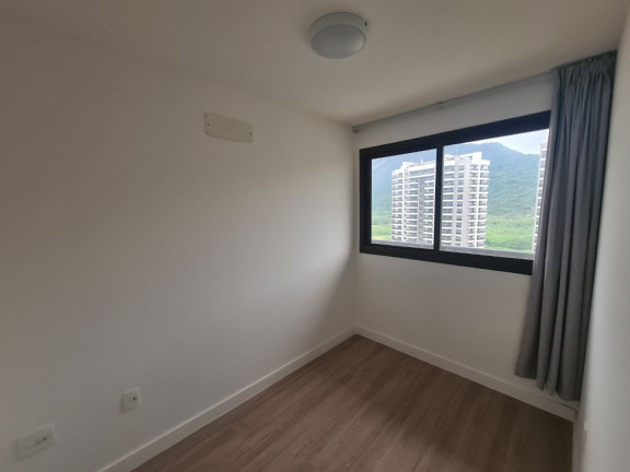 Imagem Imóvel com 4 Quartos à Venda, 124 m² em Barra Da Tijuca - Rio De Janeiro Imagem Imóvel com 4 Quartos à Venda, 124 m² em Barra Da Tijuca - Rio De Janeiro