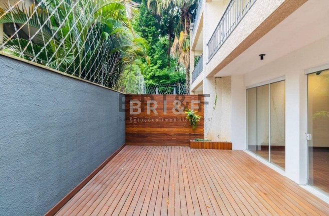 Imagem Casa com 3 Quartos à Venda, 300 m² em Jardim Viana - São Paulo Imagem Casa com 3 Quartos à Venda, 300 m² em Jardim Viana - São Paulo
