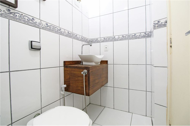 Imagem Imóvel com 1 Quarto à Venda, em Centro Histórico - Porto Alegre Imagem Imóvel com 1 Quarto à Venda, em Centro Histórico - Porto Alegre