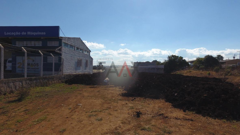 Imagem Terreno para Alugar, 2.000 m² em Primavera - Guarapuava Imagem Terreno para Alugar, 2.000 m² em Primavera - Guarapuava