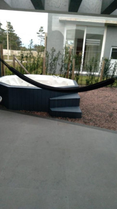 Imagem Casa com 3 Quartos à Venda, 160 m² em Arroio Teixeira - Capão Da Canoa Imagem Casa com 3 Quartos à Venda, 160 m² em Arroio Teixeira - Capão Da Canoa