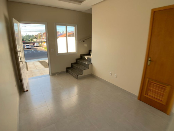Imagem Casa com 2 Quartos à Venda, 85 m² em São José - Canoas Imagem Casa com 2 Quartos à Venda, 85 m² em São José - Canoas