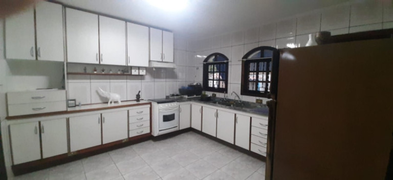Imagem Sobrado com 4 Quartos à Venda, 500 m² em Vila Santista - Atibaia Imagem Sobrado com 4 Quartos à Venda, 500 m² em Vila Santista - Atibaia