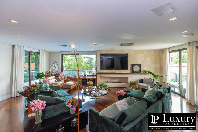Imagem Apartamento com 2 Quartos à Venda, 257 m² em Moema - São Paulo