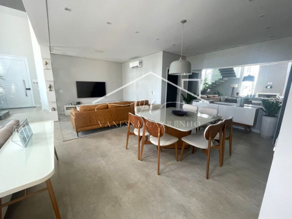 Imagem Casa com 3 Quartos à Venda, 350 m² em Ibiti Royal Park - Sorocaba Imagem Casa com 3 Quartos à Venda, 350 m² em Ibiti Royal Park - Sorocaba