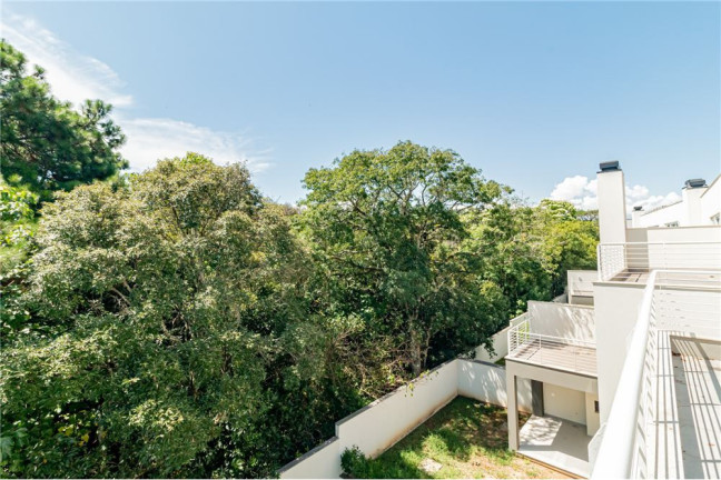 Imagem Casa com 3 Quartos à Venda, 438 m² em Pedra Redonda - Porto Alegre Imagem Casa com 3 Quartos à Venda, 438 m² em Pedra Redonda - Porto Alegre