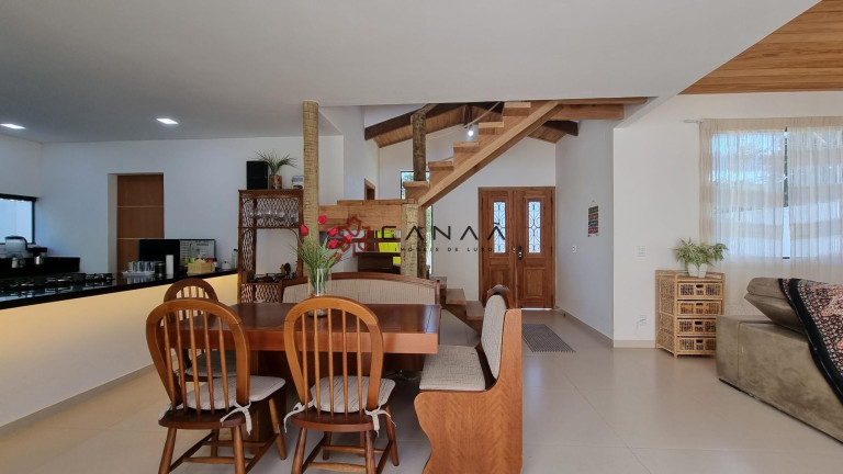 Imagem Casa de Condomínio com 3 Quartos à Venda, 188 m² em Caravelas - Armação Dos Búzios Imagem Casa de Condomínio com 3 Quartos à Venda, 188 m² em Caravelas - Armação Dos Búzios