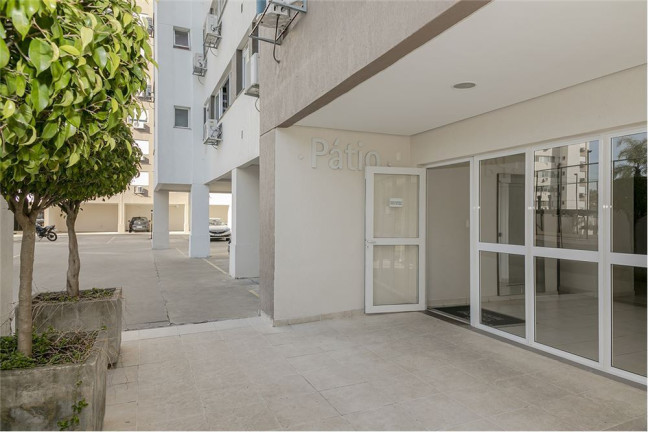 Imagem Apartamento com 2 Quartos à Venda, 58 m² em Passo Da Areia - Porto Alegre