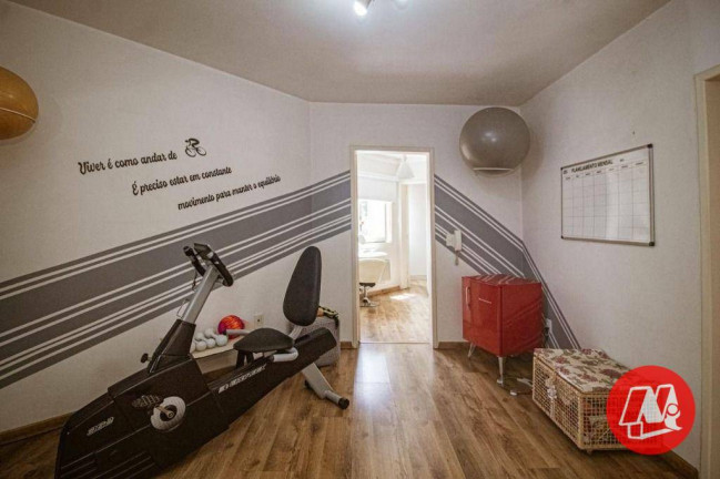 Imagem Casa com 3 Quartos à Venda, 306 m² em Santo Antônio - Porto Alegre Imagem Casa com 3 Quartos à Venda, 306 m² em Santo Antônio - Porto Alegre