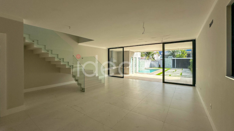 Imagem Casa de Condomínio com 5 Quartos à Venda, 380 m² em Barra Da Tijuca - Rio De Janeiro