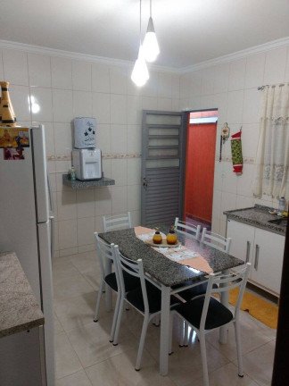 Imagem Casa com 2 Quartos à Venda, 125 m² em Tulipas - Jundiaí Imagem Casa com 2 Quartos à Venda, 125 m² em Tulipas - Jundiaí