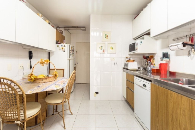 Imagem Imóvel com 3 Quartos à Venda, 118 m² em Sumaré - São Paulo Imagem Imóvel com 3 Quartos à Venda, 118 m² em Sumaré - São Paulo