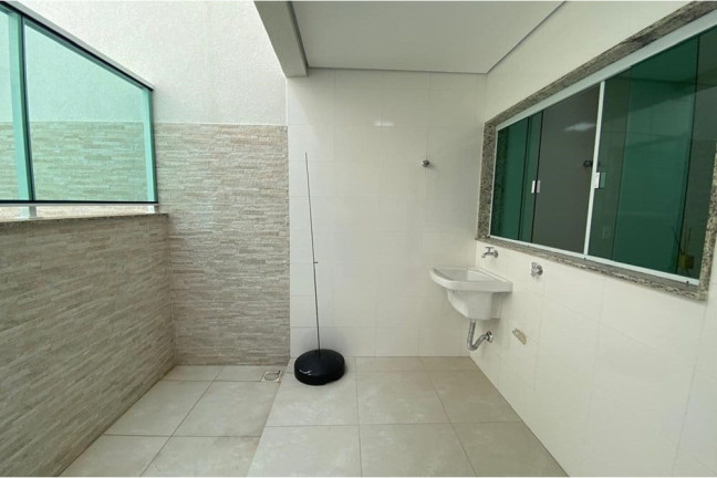 Imagem Casa com 3 Quartos à Venda, 200 m² em Vila Salete - São Paulo