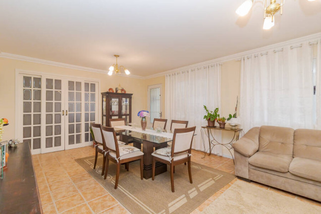 Imagem Casa com 3 Quartos à Venda, 140 m² em Guaíra - Curitiba Imagem Casa com 3 Quartos à Venda, 140 m² em Guaíra - Curitiba