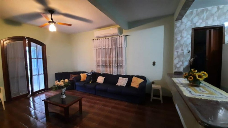 Imagem Casa de Condomínio com 2 Quartos à Venda, 360 m² em Retiro (bacaxá) - Saquarema Imagem Casa de Condomínio com 2 Quartos à Venda, 360 m² em Retiro (bacaxá) - Saquarema