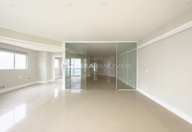 Imagem Apartamento com 3 Quartos à Venda, 142 m² em Centro - Balneário Camboriú Imagem Apartamento com 3 Quartos à Venda, 142 m² em Centro - Balneário Camboriú