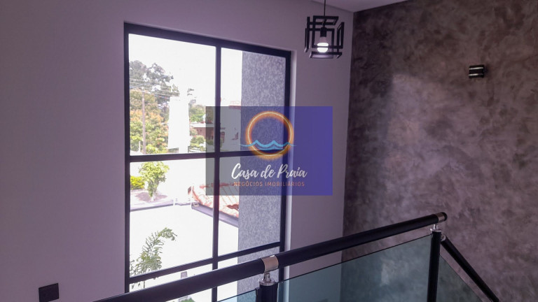 Imagem Sobrado com 4 Quartos à Venda, 210 m² em Estância São José - Peruíbe Imagem Sobrado com 4 Quartos à Venda, 210 m² em Estância São José - Peruíbe
