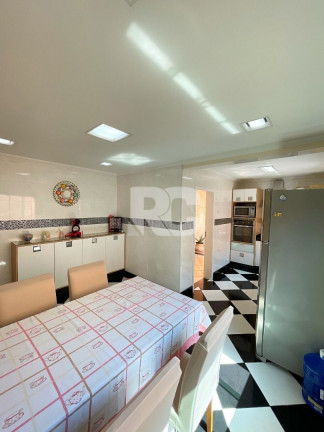 Imagem Sobrado com 3 Quartos à Venda, 215 m² em Vila Ipiranga - Mogi Das Cruzes Imagem Sobrado com 3 Quartos à Venda, 215 m² em Vila Ipiranga - Mogi Das Cruzes