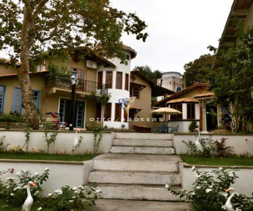 Imagem Imóvel com 10 Quartos à Venda, em Centro - Santa Cruz Cabrália Imagem Imóvel com 10 Quartos à Venda, em Centro - Santa Cruz Cabrália