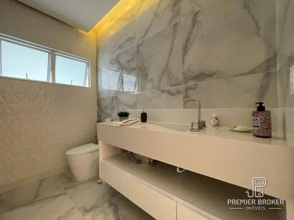 Imagem Casa com 3 Quartos à Venda, 246 m² em Parque Do Imbui - Teresópolis Imagem Casa com 3 Quartos à Venda, 246 m² em Parque Do Imbui - Teresópolis