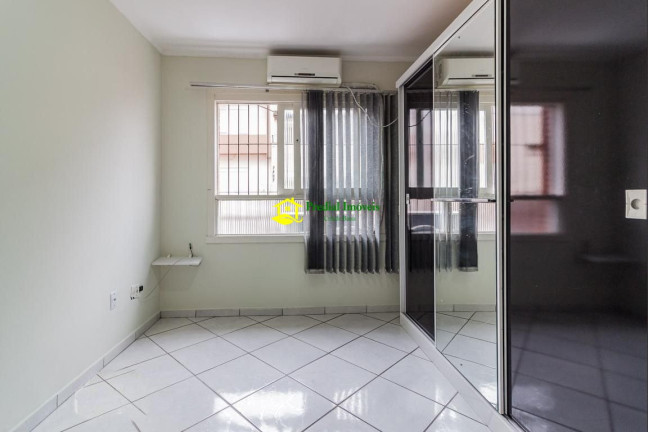 Imagem Apartamento com 1 Quarto à Venda, 53 m² em Centro Histórico - Porto Alegre Imagem Apartamento com 1 Quarto à Venda, 53 m² em Centro Histórico - Porto Alegre