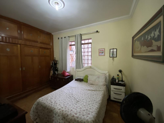 Imagem Casa com 3 Quartos à Venda, 240 m² em Padre Eustáquio - Belo Horizonte