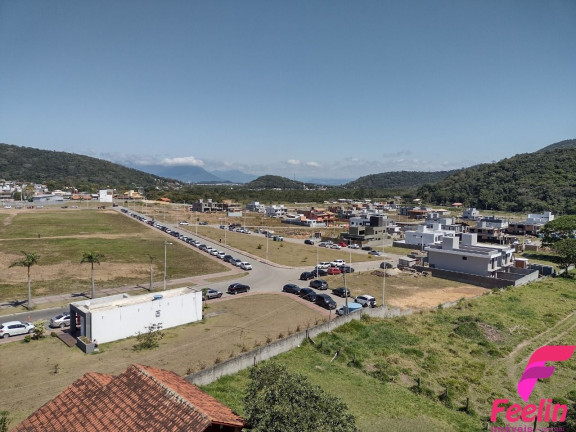 Casa com 3 Quartos à Venda, 197 m² em Rio Tavares - Florianópolis