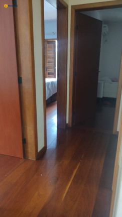 Imagem Casa com 4 Quartos à Venda, 314 m² em Trindade - Florianópolis Imagem Casa com 4 Quartos à Venda, 314 m² em Trindade - Florianópolis