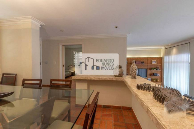 Imagem Casa com 4 Quartos à Venda, 570 m² em Santa Lúcia - Belo Horizonte Imagem Casa com 4 Quartos à Venda, 570 m² em Santa Lúcia - Belo Horizonte