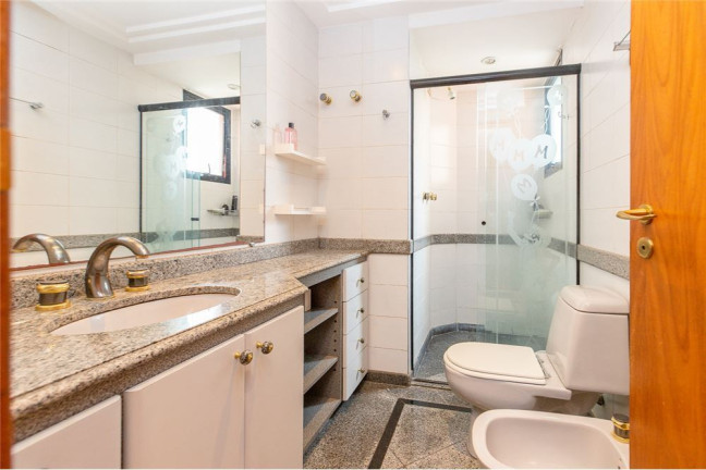 Imagem Imóvel com 3 Quartos à Venda,  em Moema - São Paulo